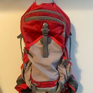 REI Outdoor/Travel Backpack